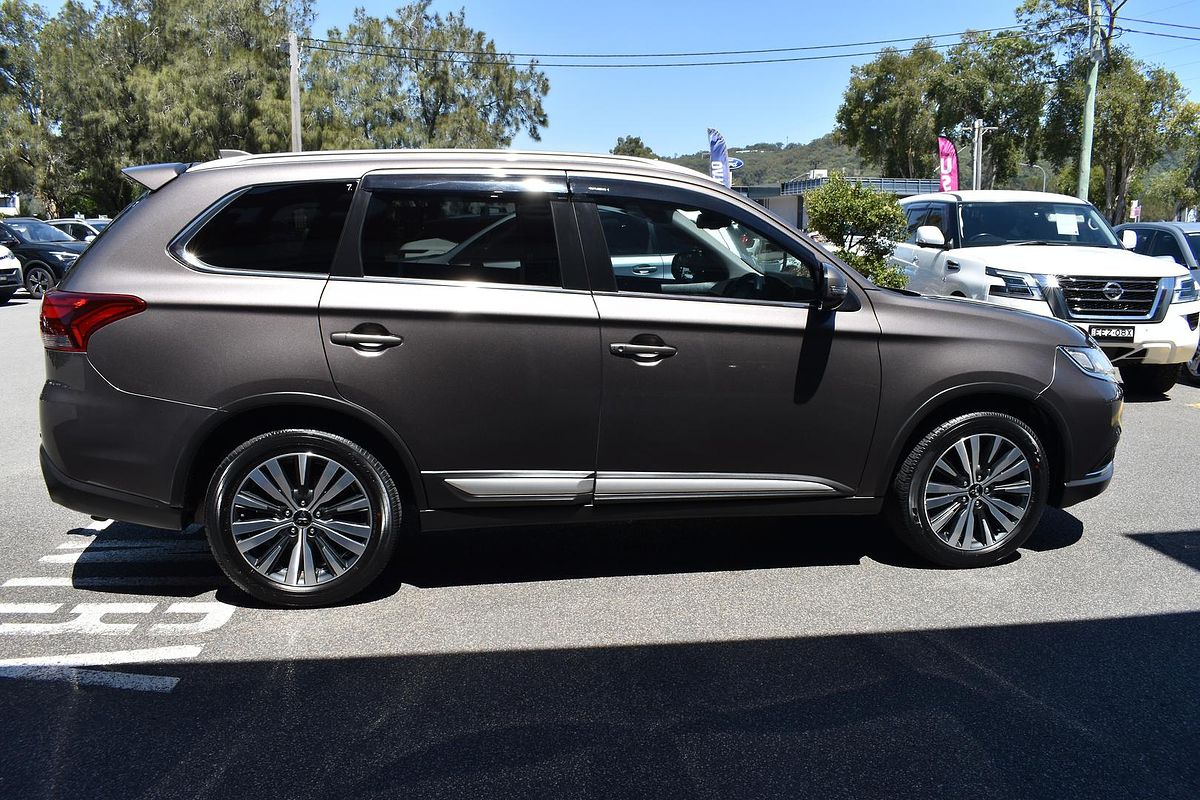 2021 Mitsubishi Outlander LS ZL