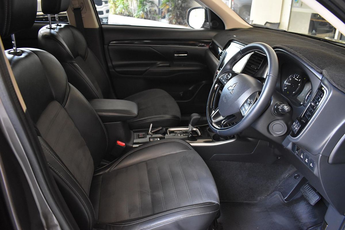 2021 Mitsubishi Outlander LS ZL