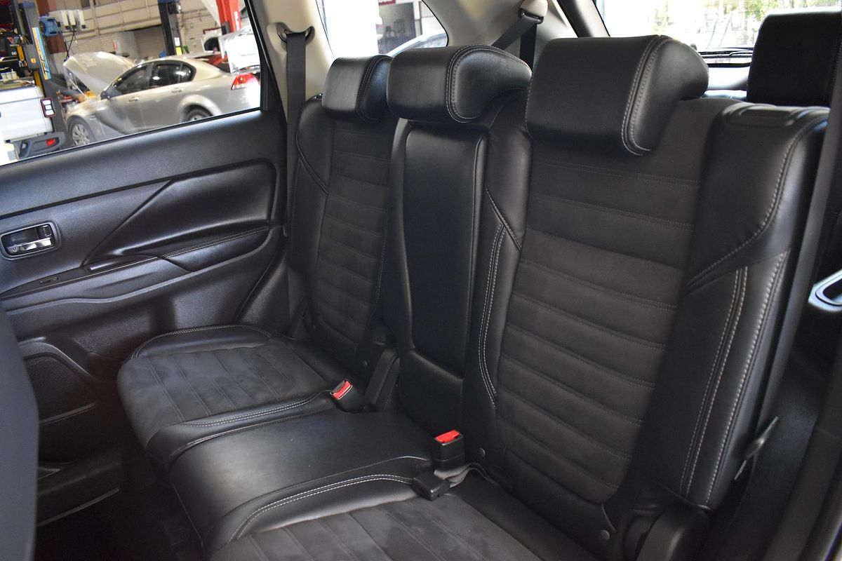 2021 Mitsubishi Outlander LS ZL