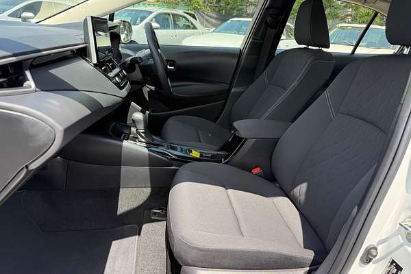 2024 Toyota Corolla Ascent Sport Hybrid ZWE219R