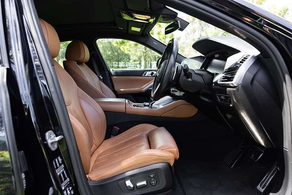 2020 BMW X6 xDrive30d M Sport G06