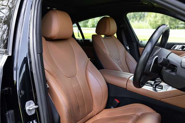 2020 BMW X6 xDrive30d M Sport G06