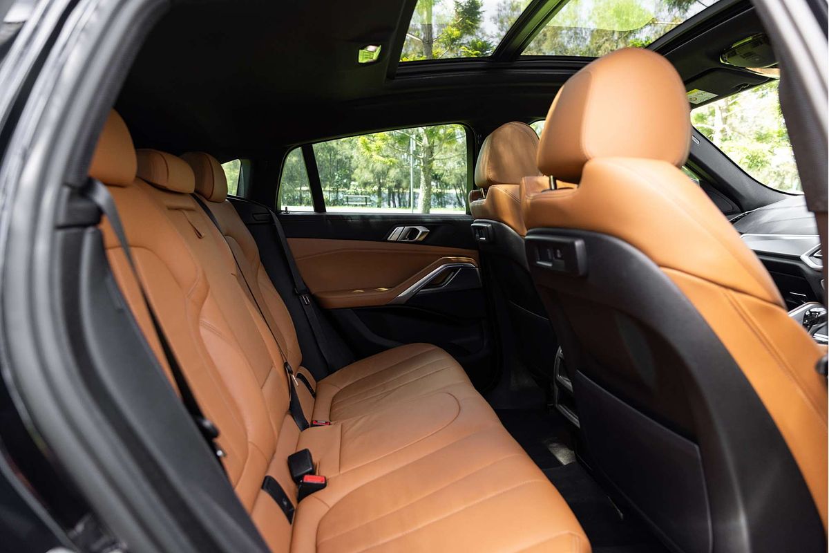 2020 BMW X6 xDrive30d M Sport G06