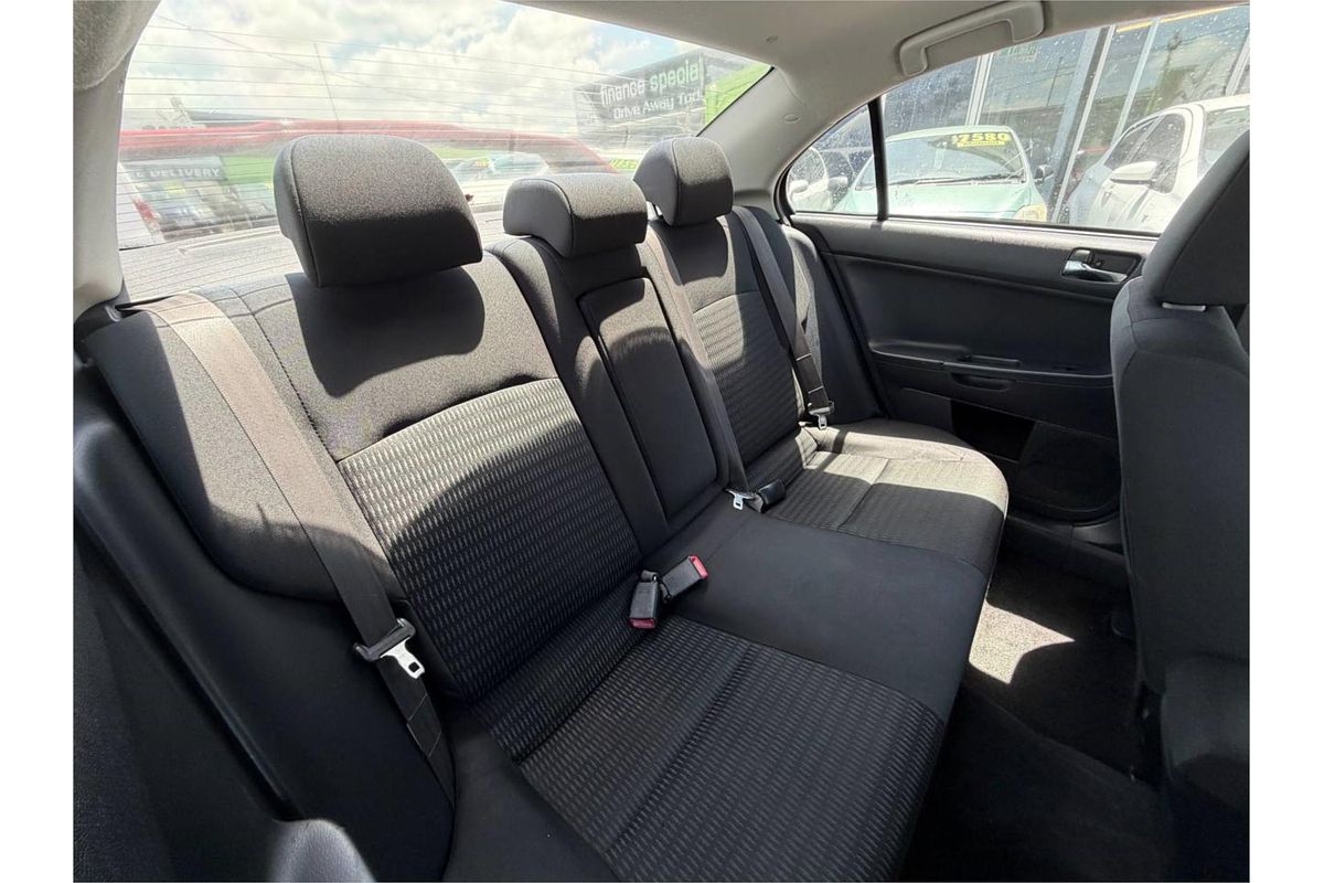 2011 Mitsubishi Lancer ES CJ