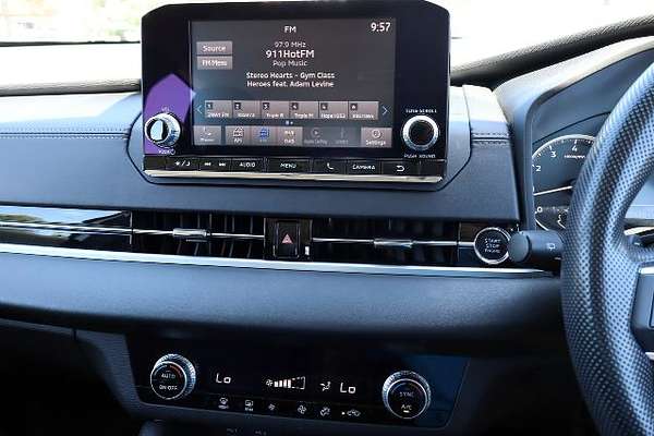 2023 Mitsubishi Outlander ES ZM