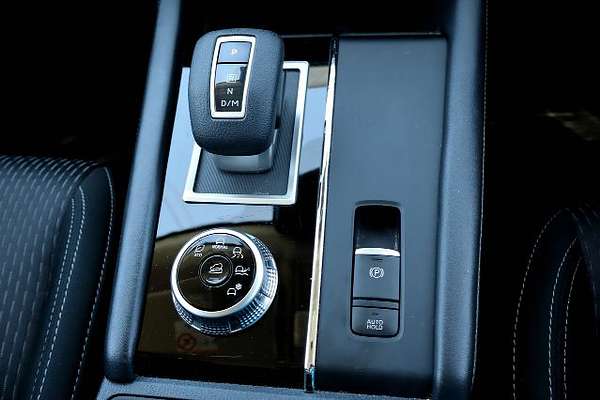 2023 Mitsubishi Outlander ES ZM