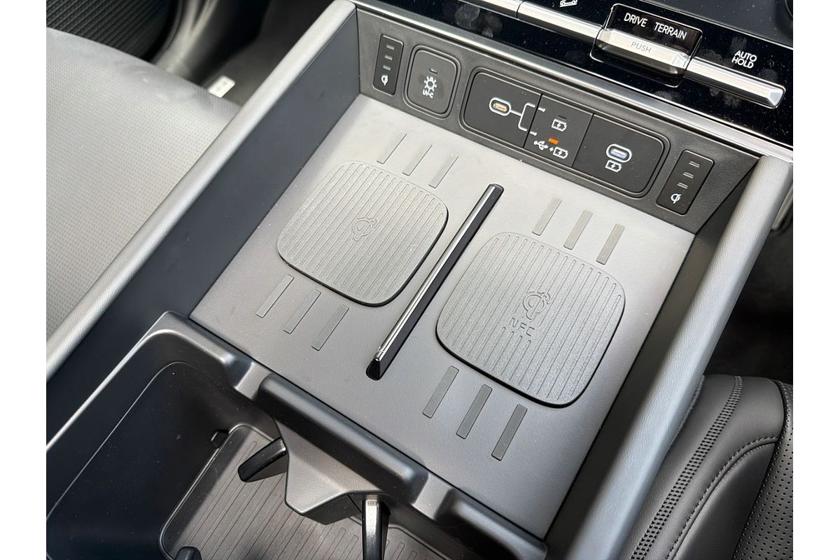 2025 Hyundai Santa Fe Hybrid Calligraphy MX5.V2