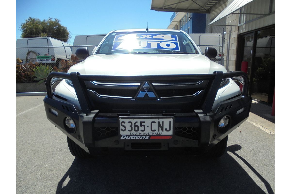 2022 Mitsubishi Triton GLX MR 4X4