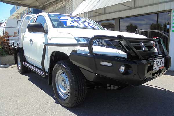 2022 Mitsubishi Triton GLX MR 4X4