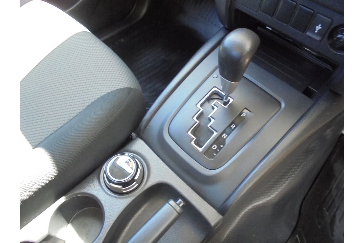 2022 Mitsubishi Triton GLX MR 4X4