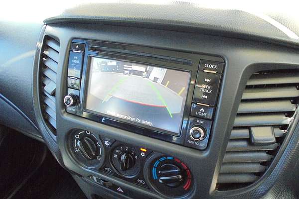 2022 Mitsubishi Triton GLX MR 4X4