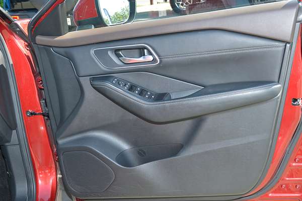 2023 Nissan X-TRAIL ST-L T33