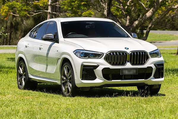 2023 BMW X6 M50i G06