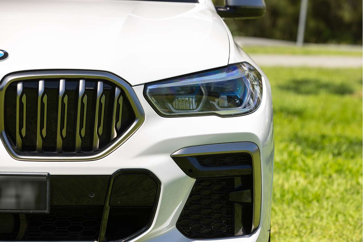 2023 BMW X6 M50i G06