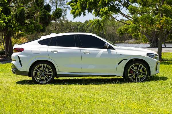 2023 BMW X6 M50i G06