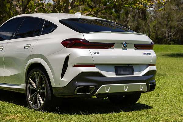 2023 BMW X6 M50i G06