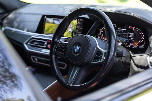 2023 BMW X6 M50i G06