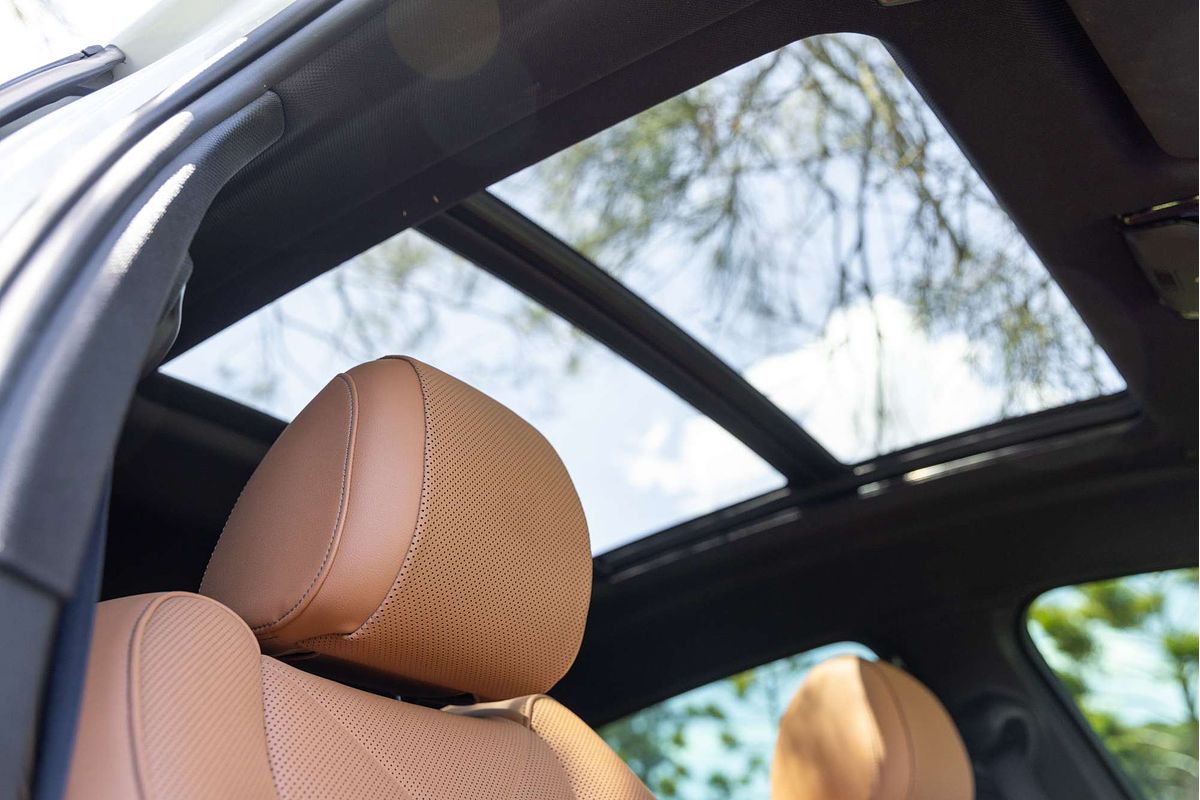 2023 BMW X6 M50i G06