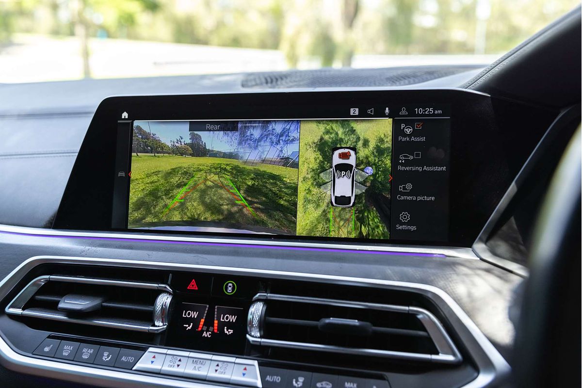 2023 BMW X6 M50i G06