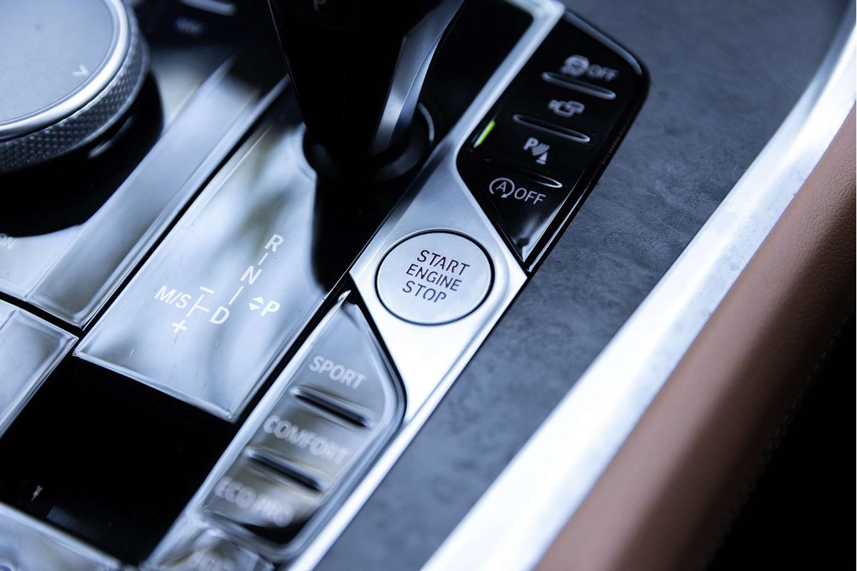 2023 BMW X6 M50i G06