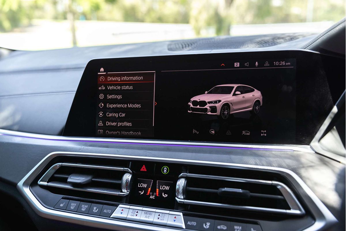 2023 BMW X6 M50i G06