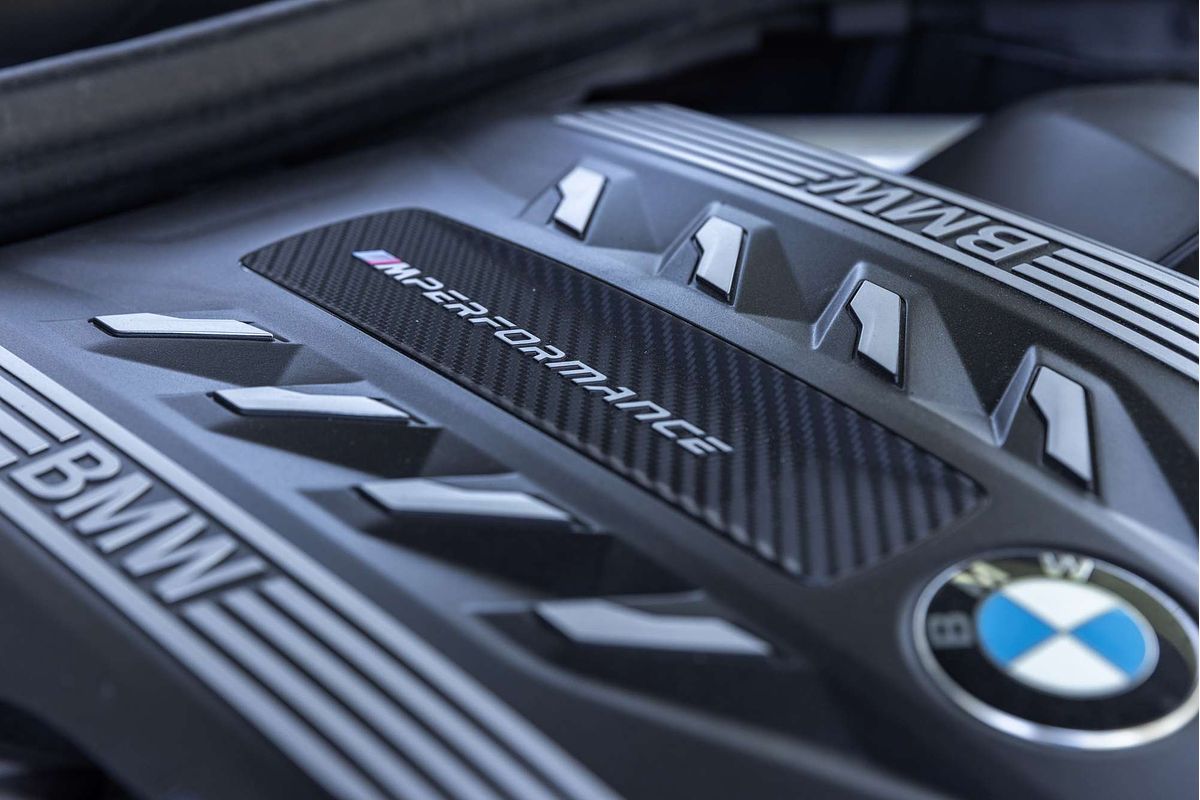 2023 BMW X6 M50i G06