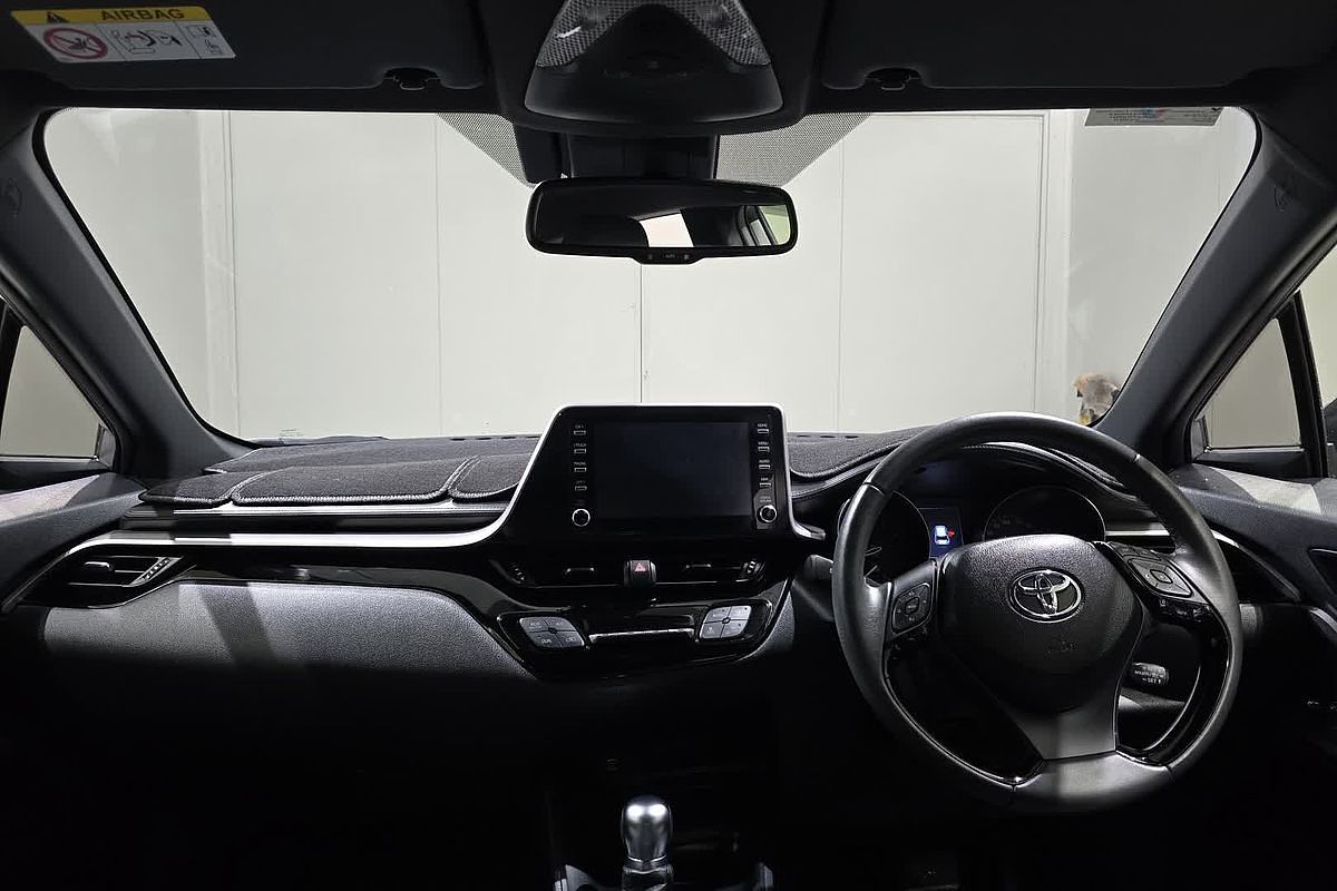 2022 Toyota C-HR GXL NGX10R