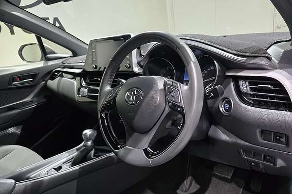 2022 Toyota C-HR GXL NGX10R