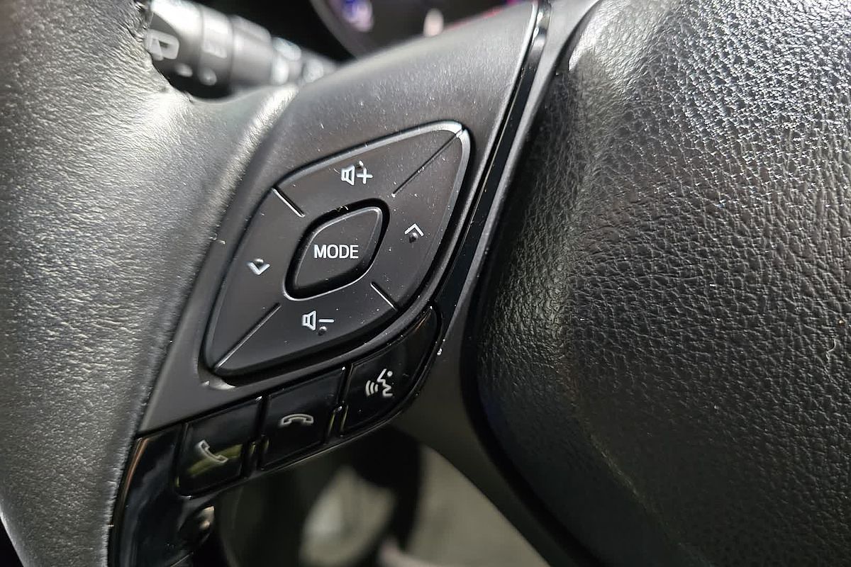 2022 Toyota C-HR GXL NGX10R