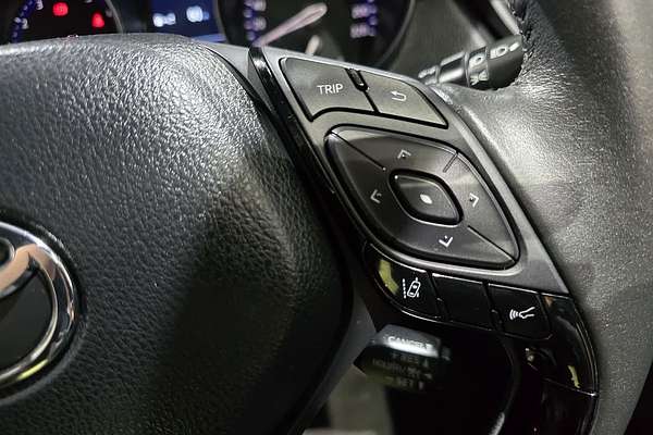 2022 Toyota C-HR GXL NGX10R