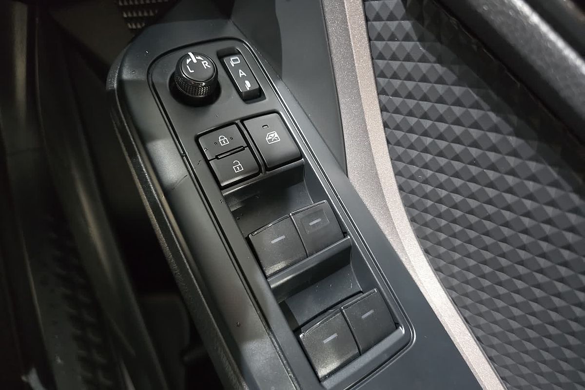 2022 Toyota C-HR GXL NGX10R