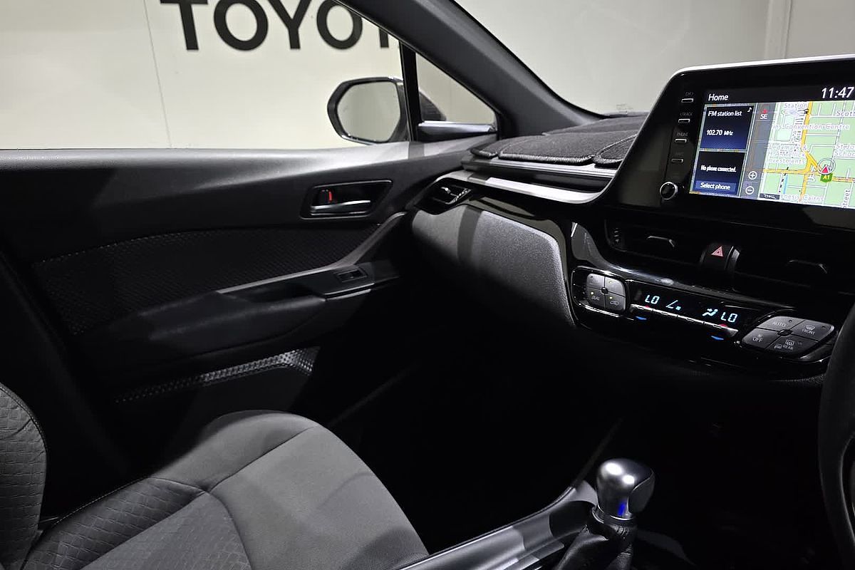 2022 Toyota C-HR GXL NGX10R