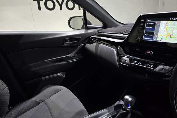 2022 Toyota C-HR GXL NGX10R