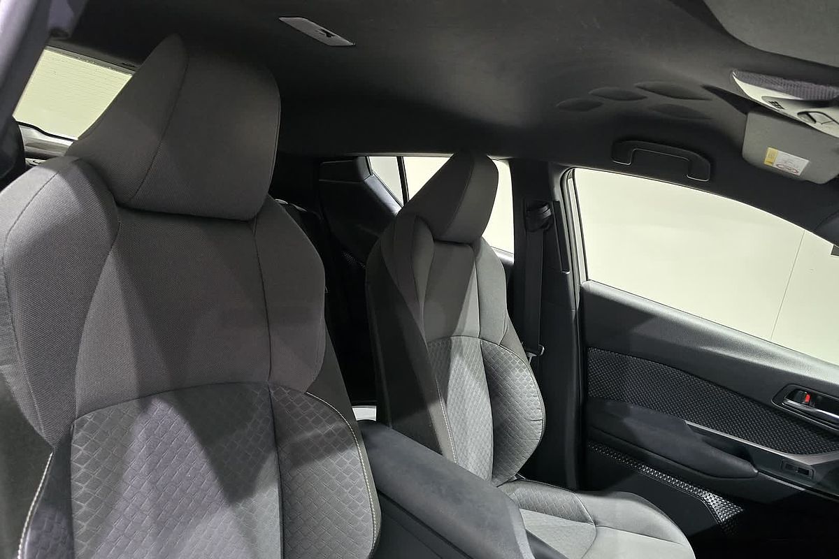 2022 Toyota C-HR GXL NGX10R