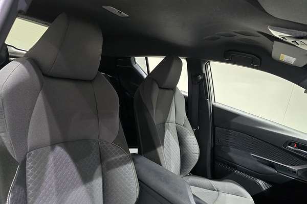 2022 Toyota C-HR GXL NGX10R