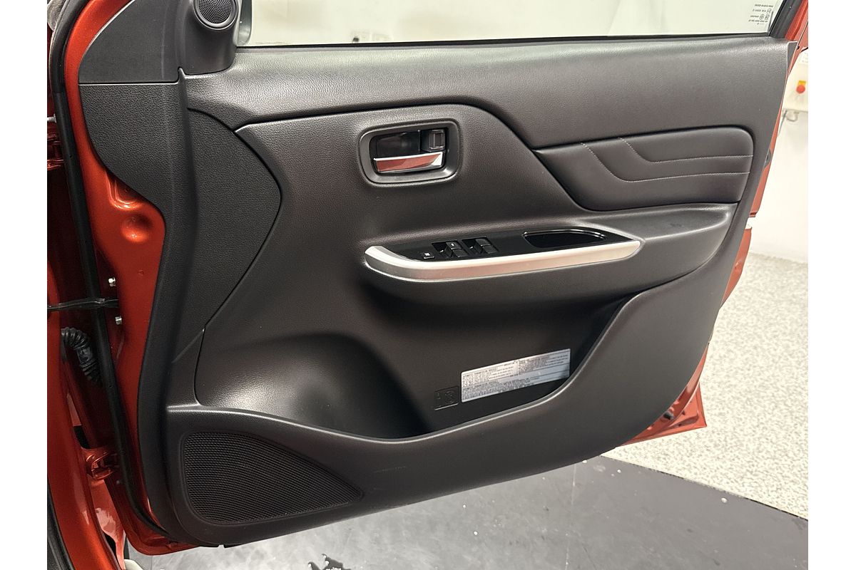 2020 Mitsubishi Triton GSR MR 4X4