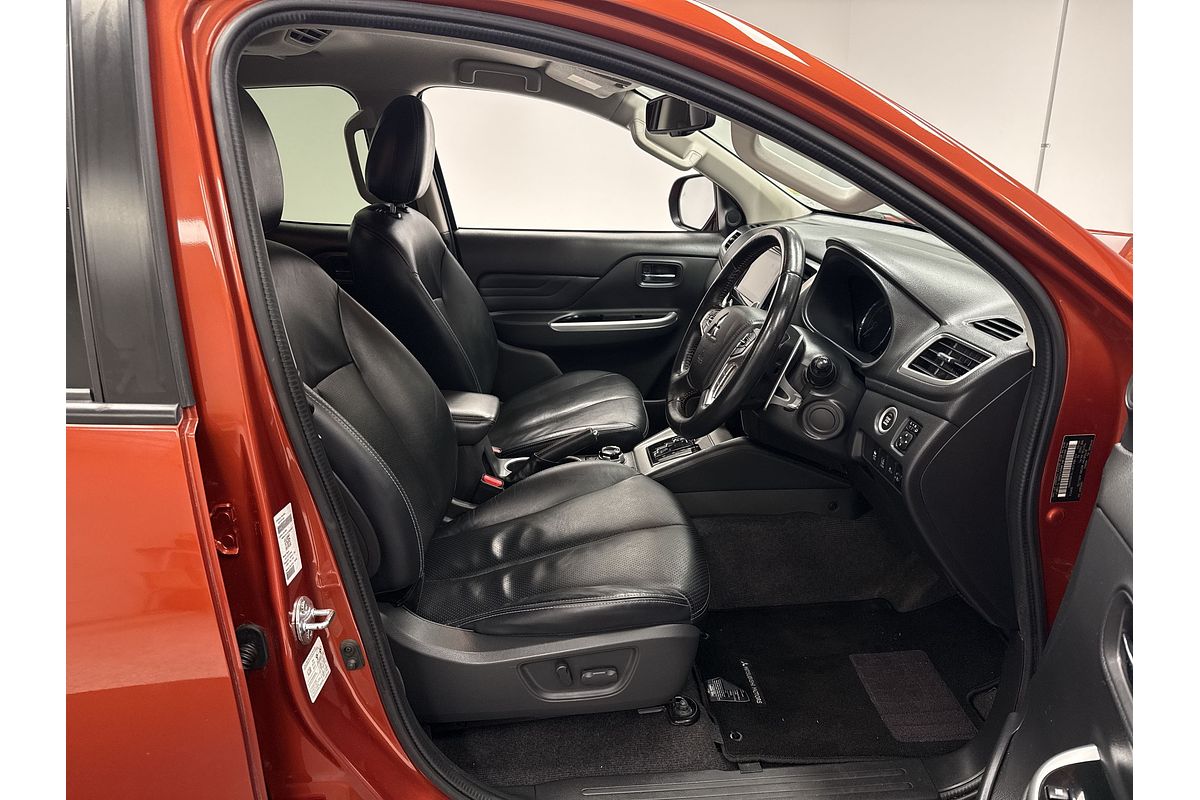 2020 Mitsubishi Triton GSR MR 4X4