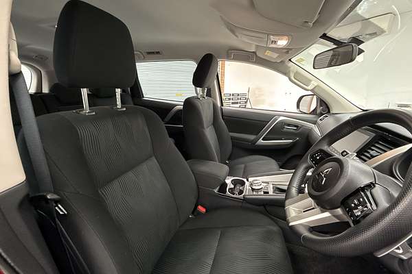 2024 Mitsubishi Pajero Sport GLX QG