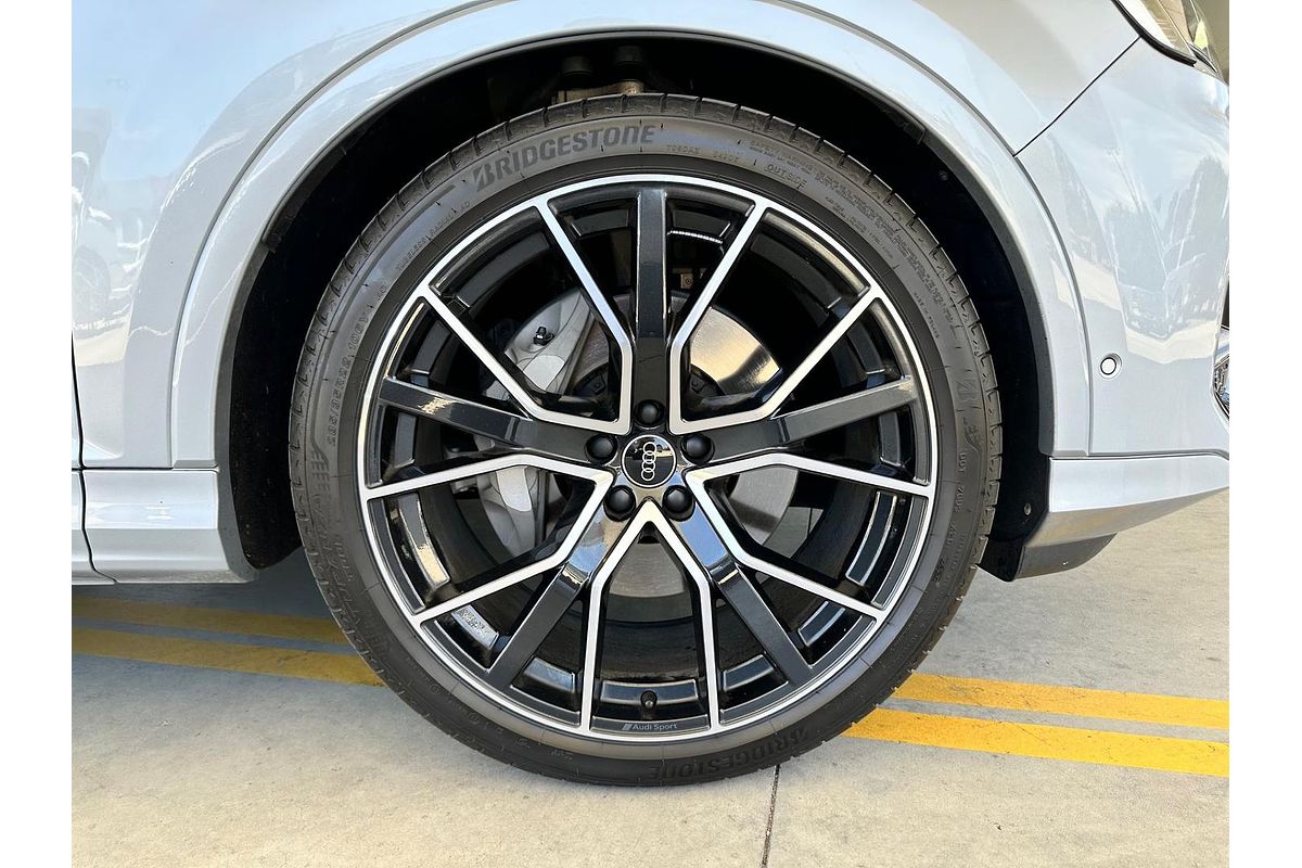 2025 Audi Q7 55 TFSI S line 4M