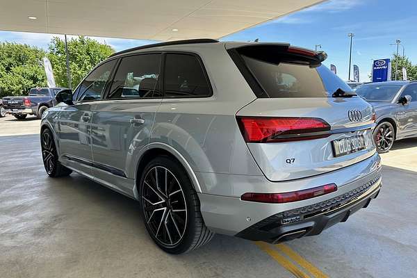 2025 Audi Q7 55 TFSI S line 4M