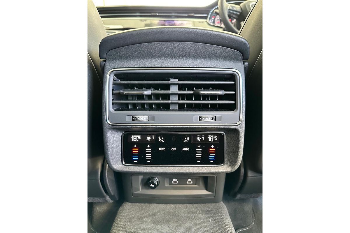 2025 Audi Q7 55 TFSI S line 4M