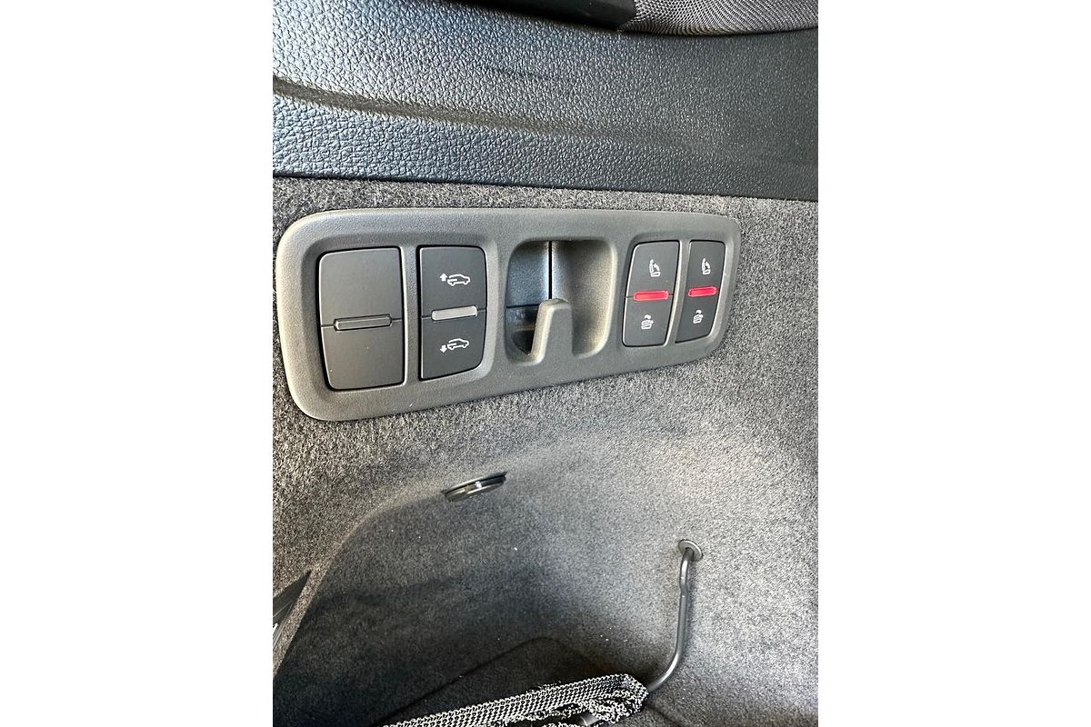 2025 Audi Q7 55 TFSI S line 4M