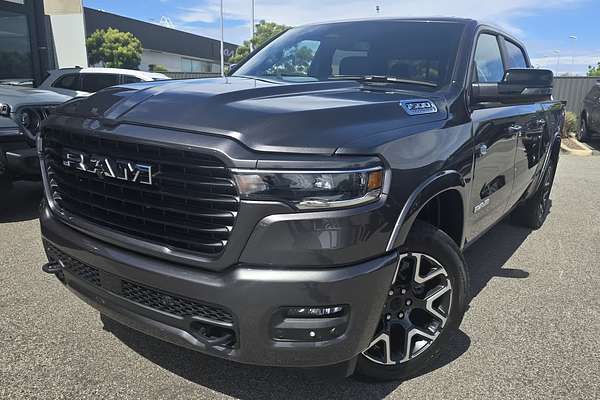 2025 RAM 1500 Laramie Sport Hurricane SO RamBox DT 4X4 SWB