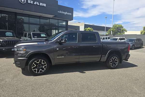 2025 RAM 1500 Laramie Sport Hurricane SO RamBox DT 4X4 SWB