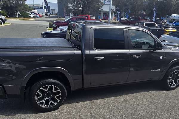 2025 RAM 1500 Laramie Sport Hurricane SO RamBox DT 4X4 SWB