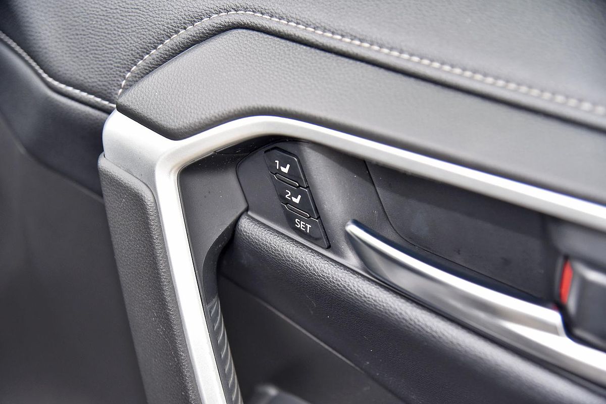 2020 Toyota RAV4 Cruiser AXAH54R