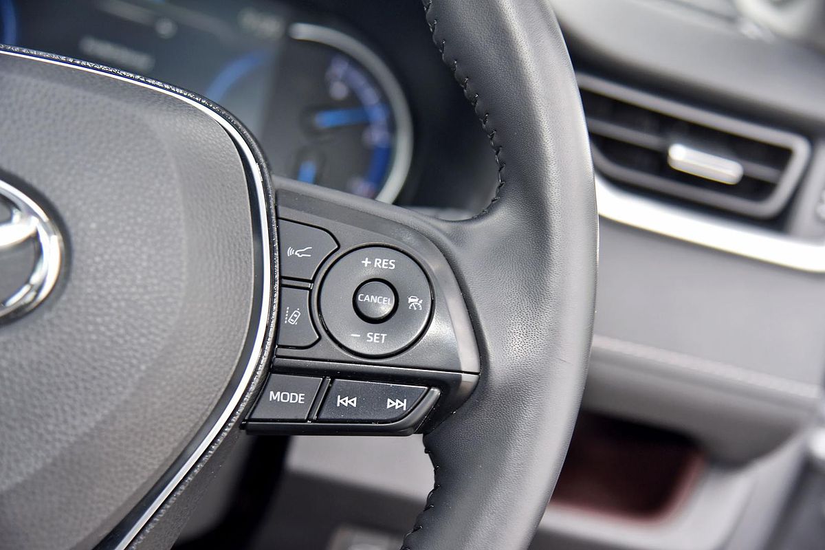 2020 Toyota RAV4 Cruiser AXAH54R