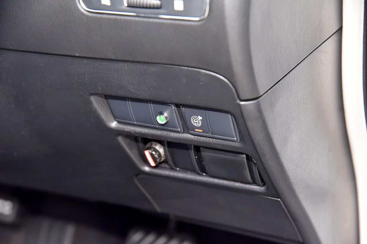 2020 Nissan Patrol Ti Y62 Series 5