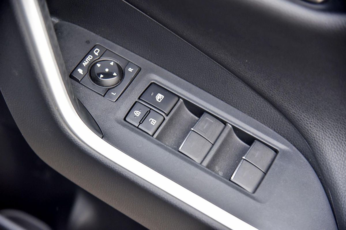 2022 Toyota RAV4 Cruiser AXAH54R