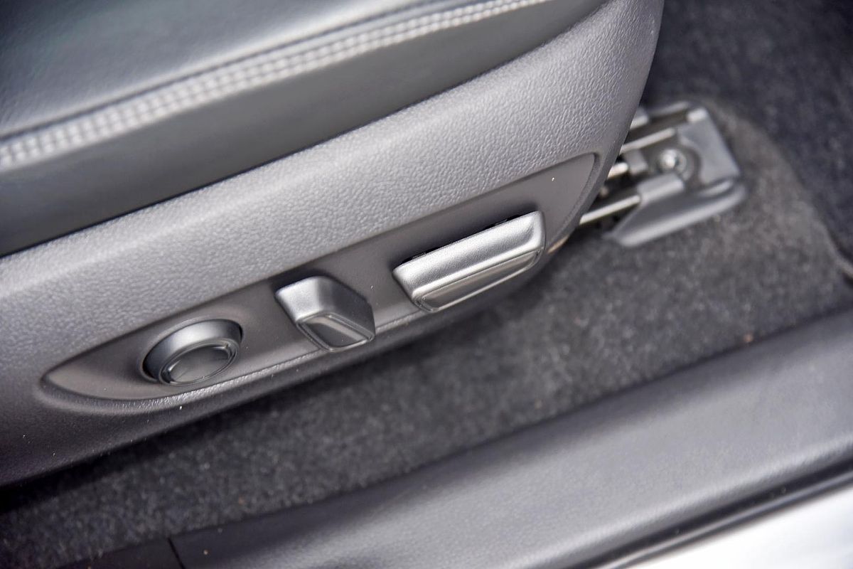 2022 Toyota RAV4 Cruiser AXAH54R